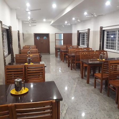 Hotel Four Seasons Velankanni Ngoại thất bức ảnh