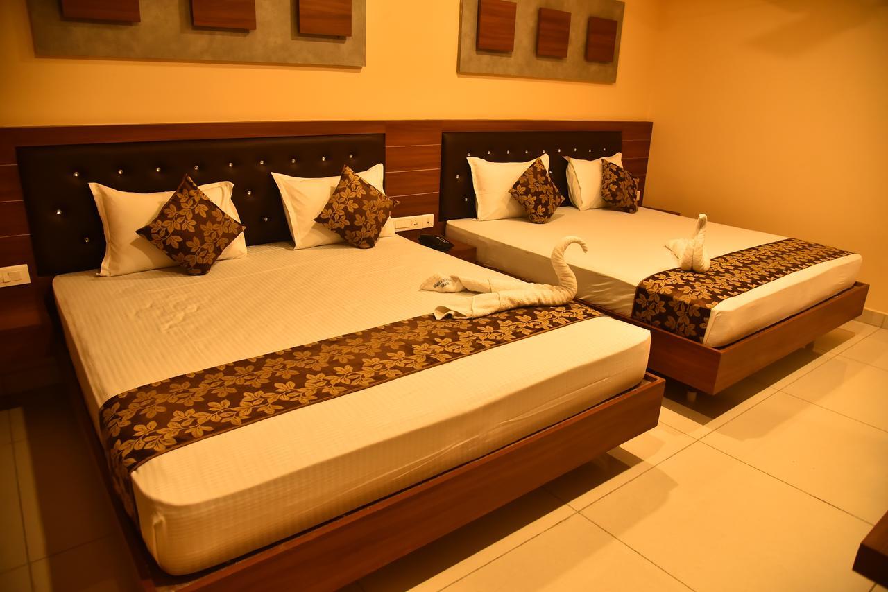 Hotel Four Seasons Velankanni Ngoại thất bức ảnh