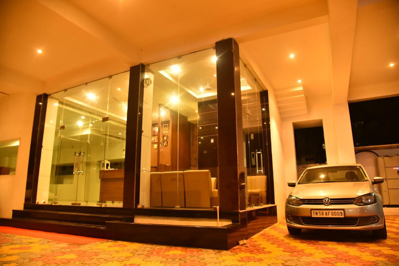 Hotel Four Seasons Velankanni Ngoại thất bức ảnh